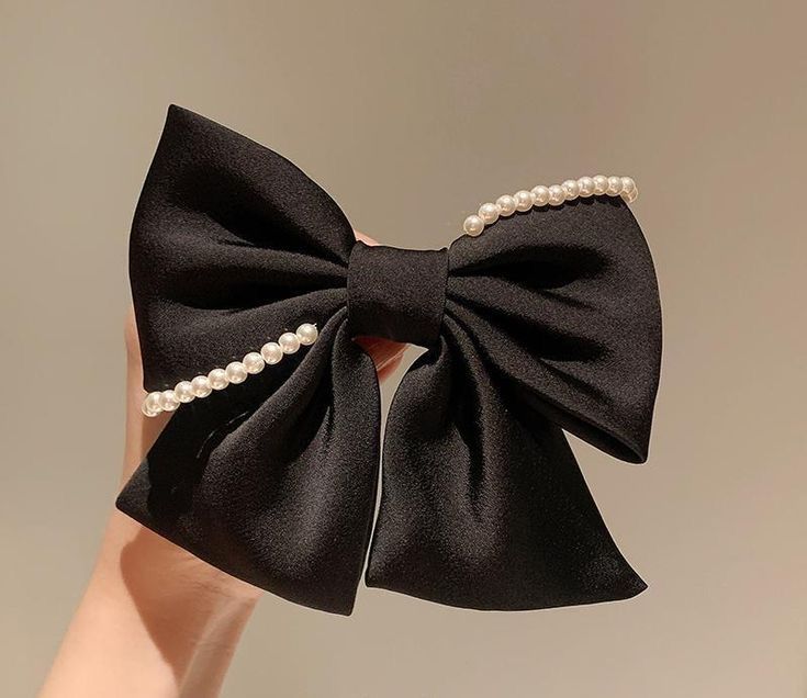 The Black Boss Bow